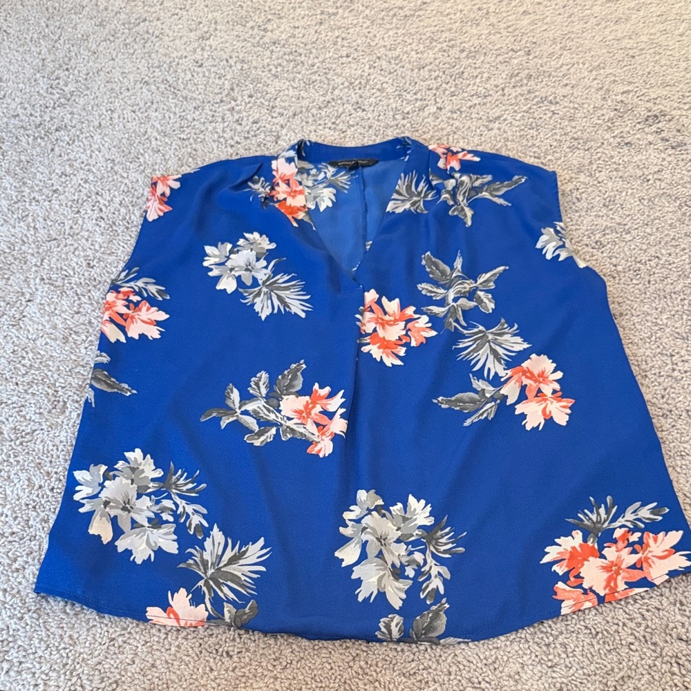 Banana Republic Royal Blue Floral Sleeveless V-Neck Blouse